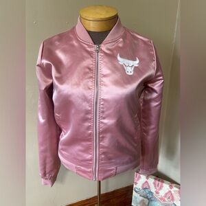 Chicago Bulls Basketball NBA Zip Up Pink Satin Jacket Size M